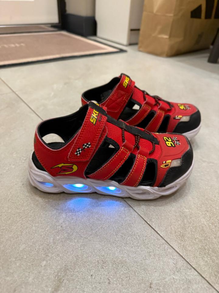 Сандалики Skechers