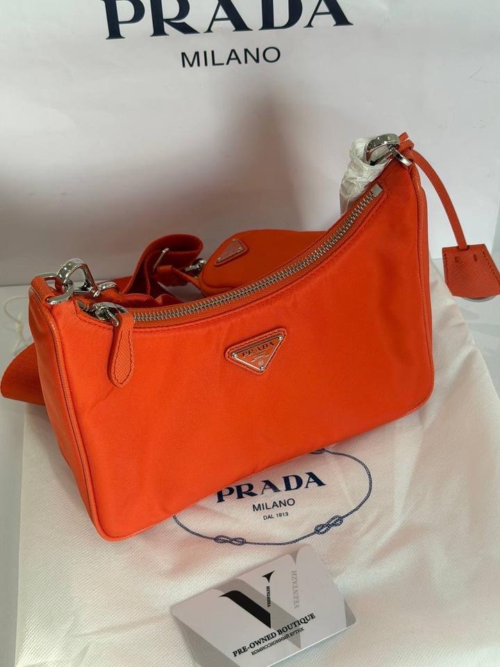 Сумка Prada Re-Edition 2005