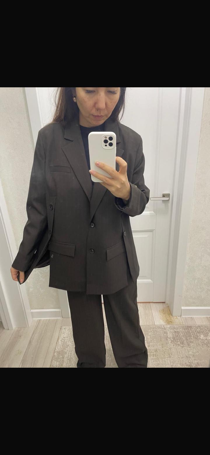 Костюм деловой новый