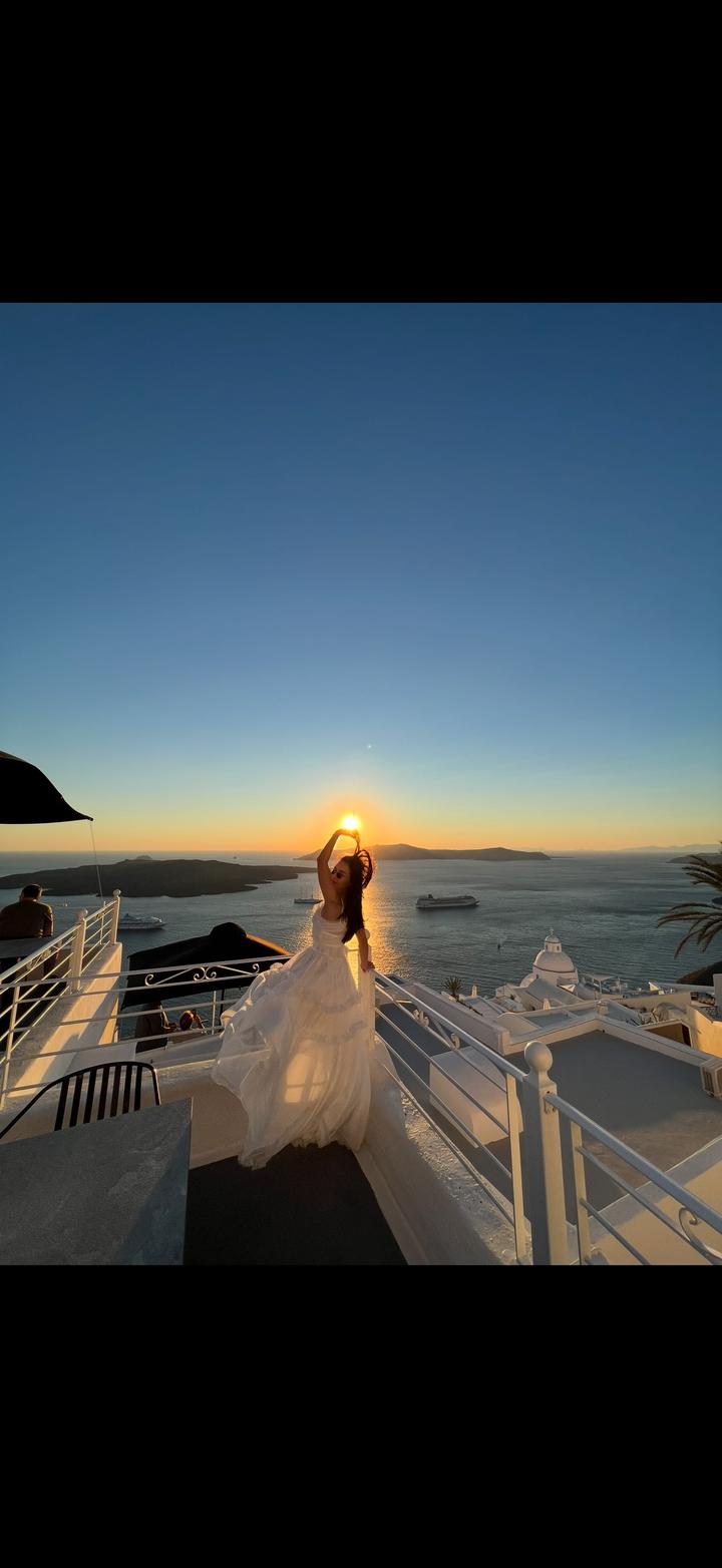 Белое платье