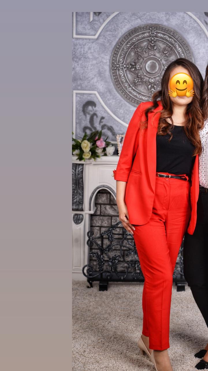 Продам брючный костюм