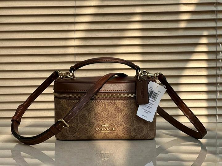 Сумочка Coach Rainer, 100% оригинал, новая