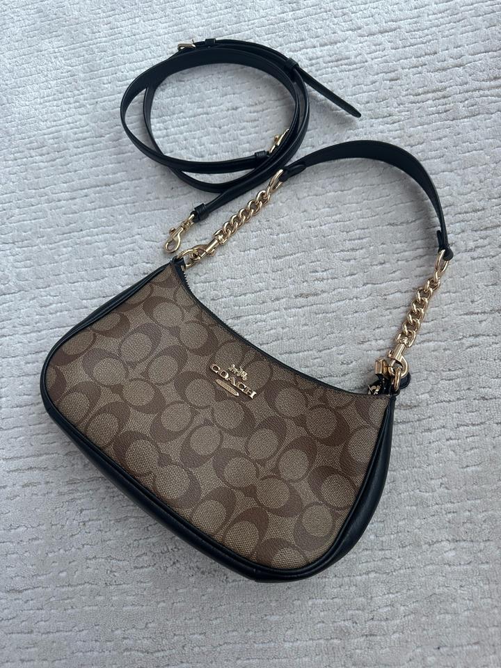 Сумка от Coach