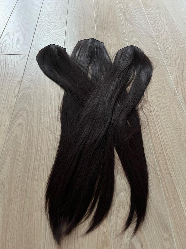 Волосы на заколках