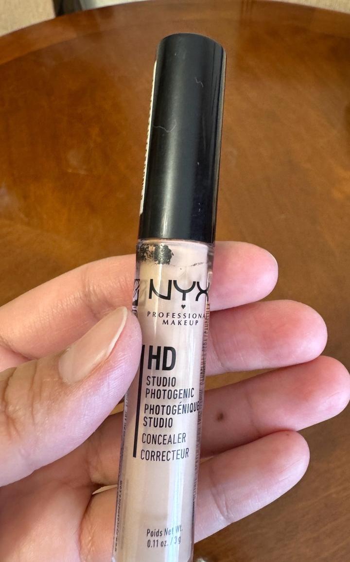 Nyx консиллер