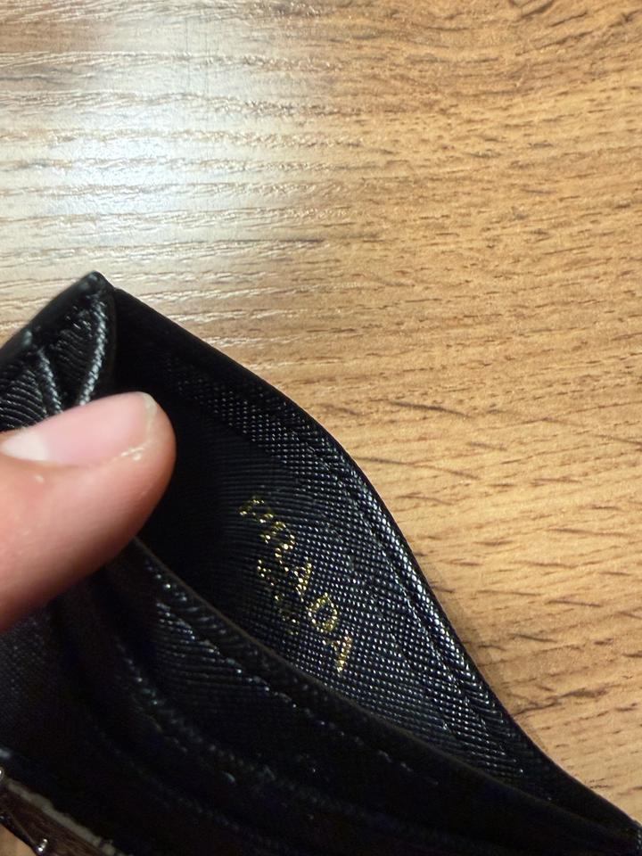 Кошечек от PRADA