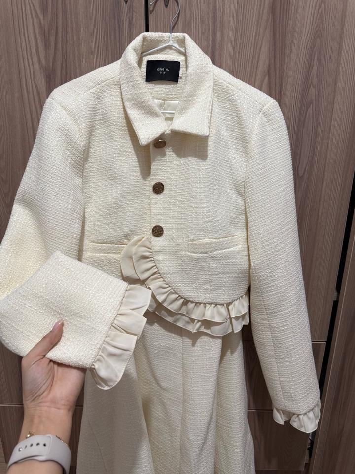 Только 2 раза надетое