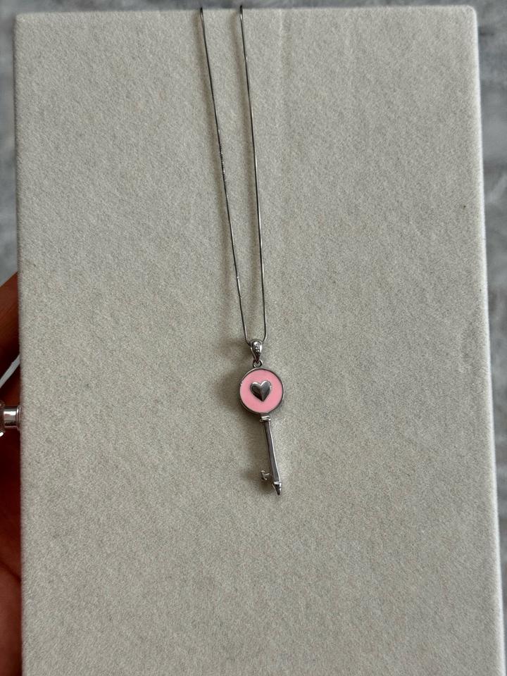Серебряное колье «Ключ к сердцу»