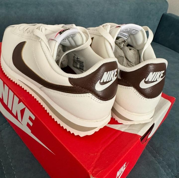 Продам nike cortez