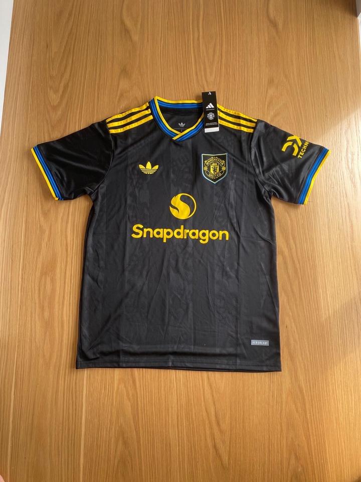 Футболка футбольная Adidas