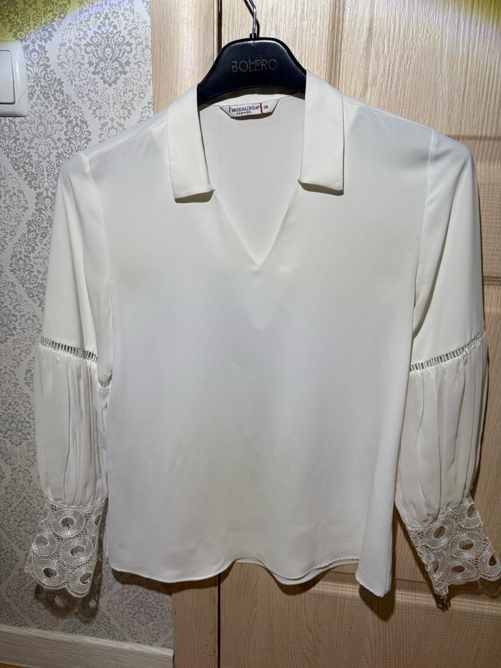 Белая блузка