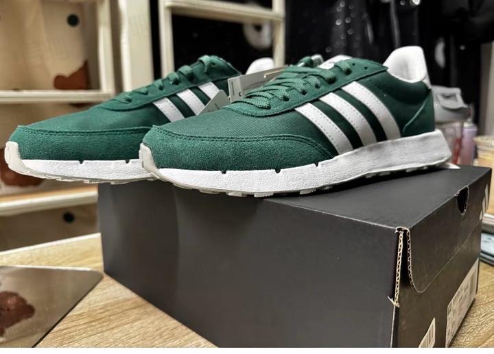 кроссовки адидас зеленые оригинал