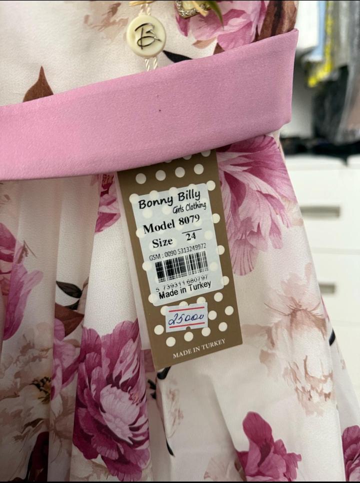 Нарядное платье для девочки