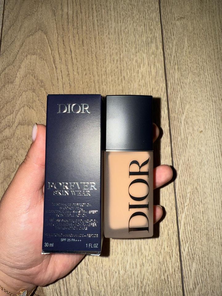 Dior Тоналка оттенок 3CR