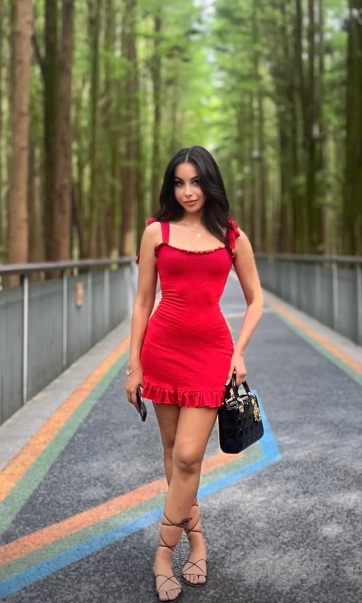 Lady in Red: платье, которое заставляет оборачиваться