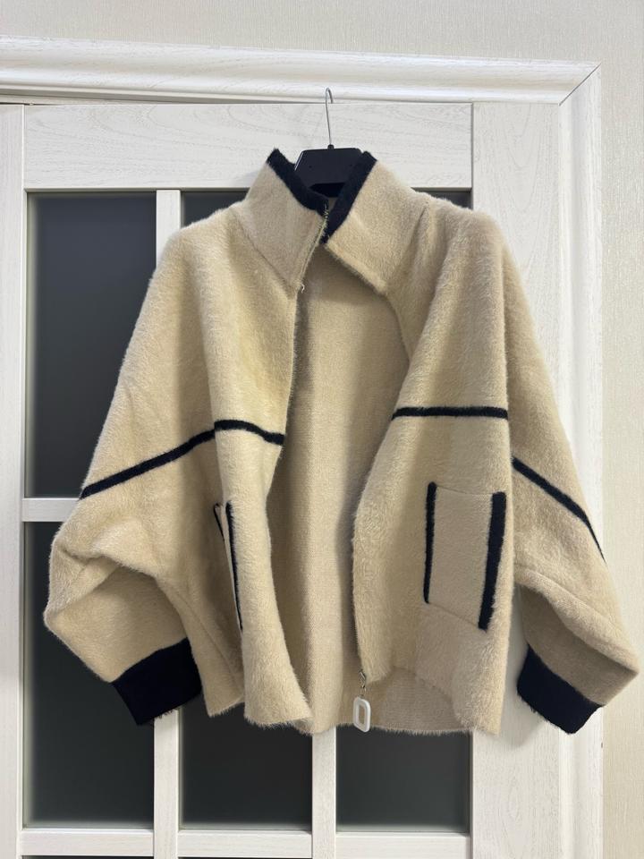 Свободный жакет из мягкого материала тедди