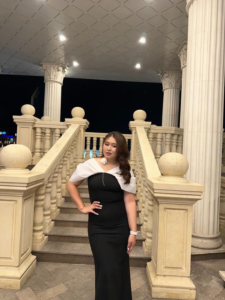Вечернее платье