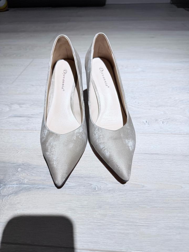 Туфли Djovannia