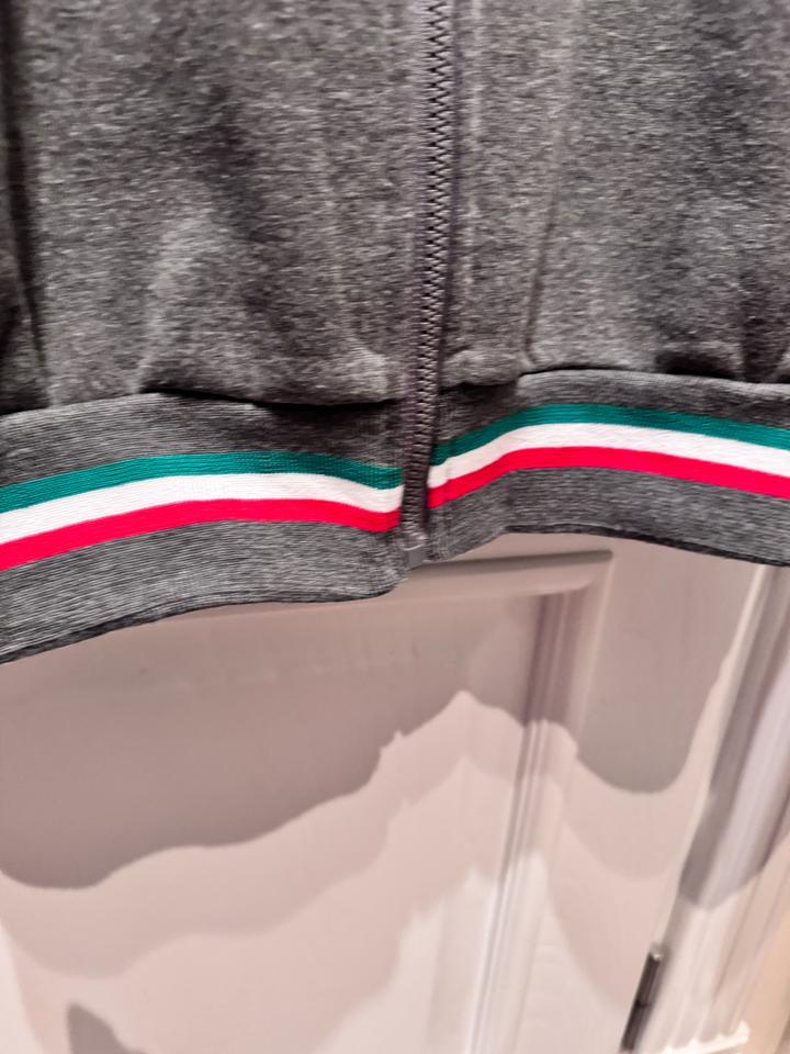 Худи Италия