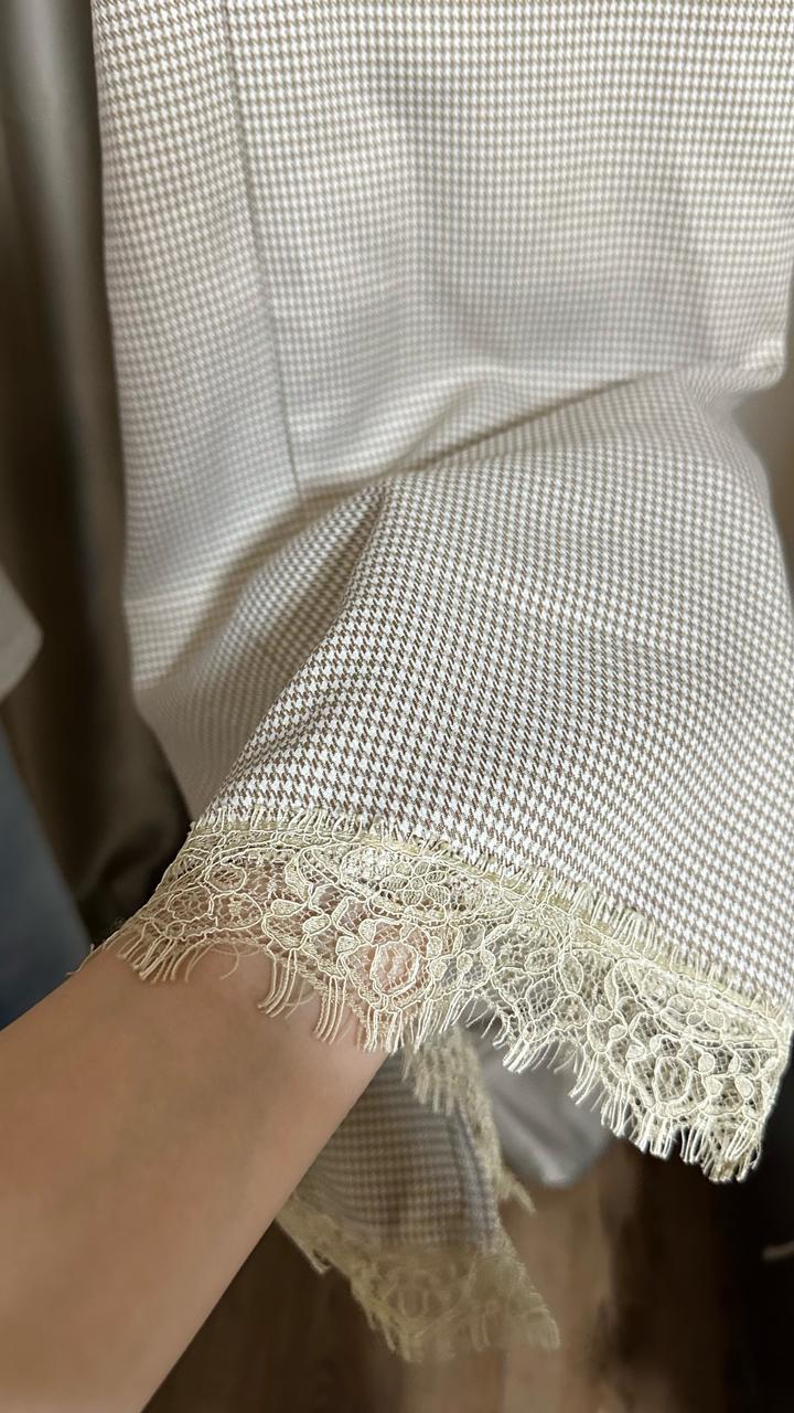 классическая двойка с открытыми боками