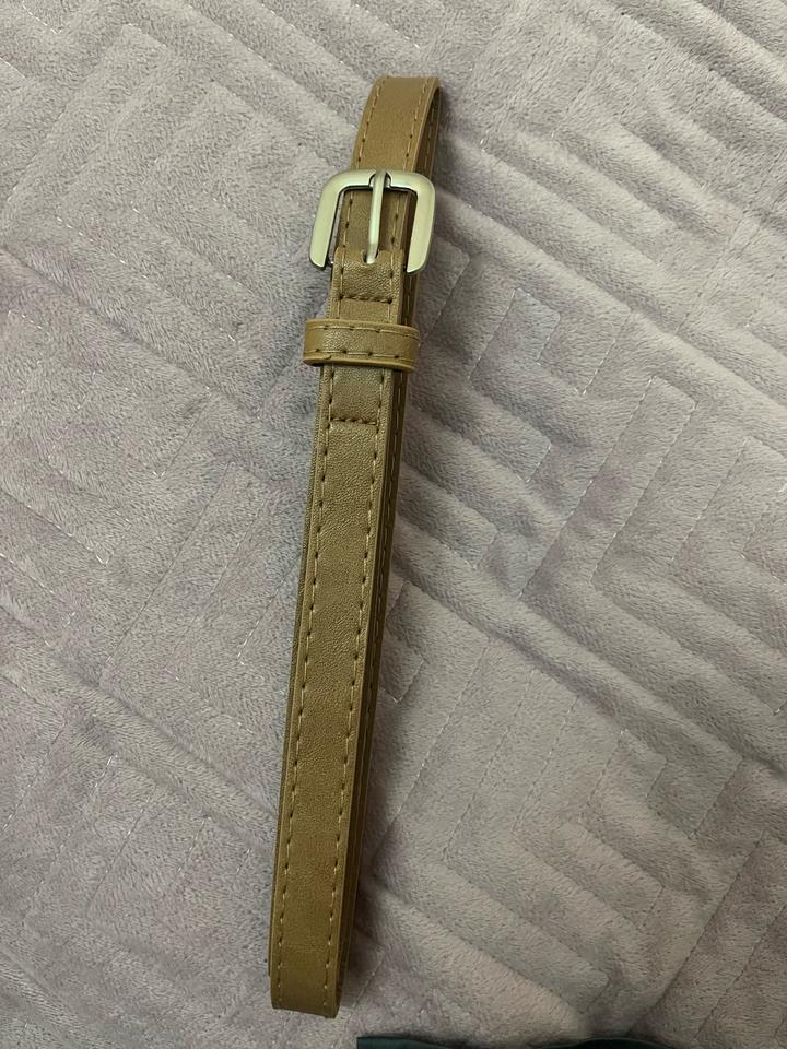 Коричневый ремень