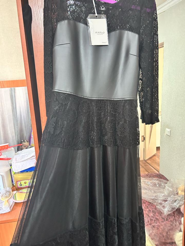 Платье вечернее