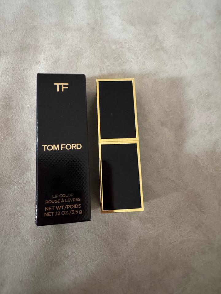 Tom Ford помада 29 Undress