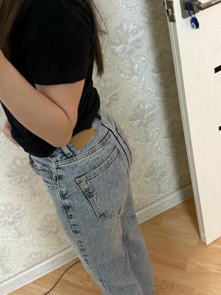 Джинсы
