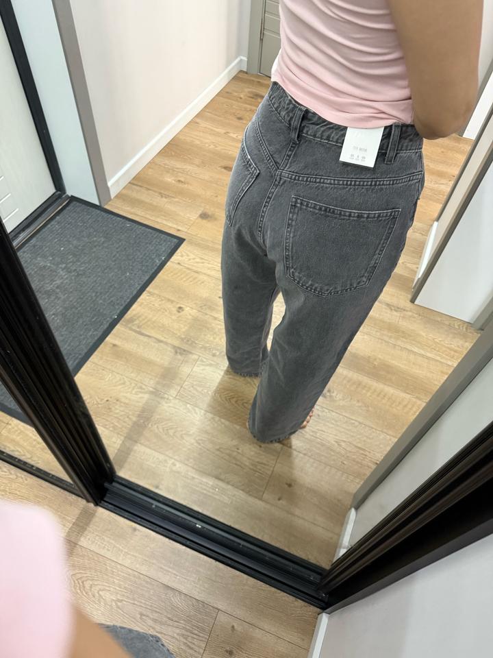 Джинсы новые Zara