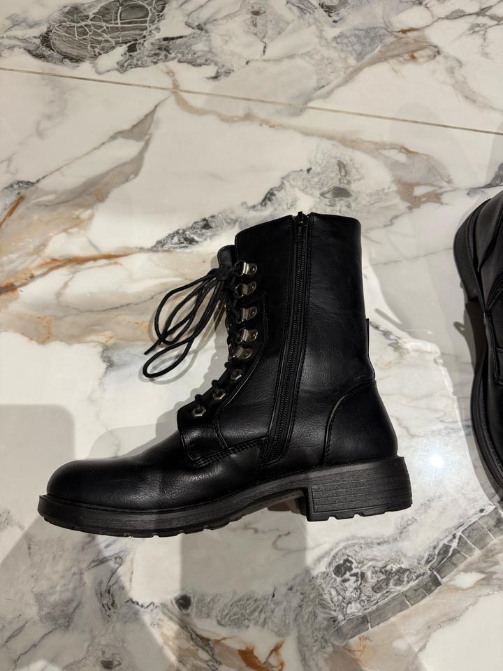 Черные ботинки Instreet