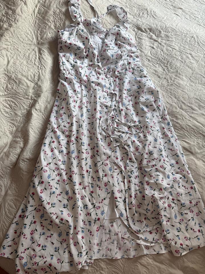 Платье на лето