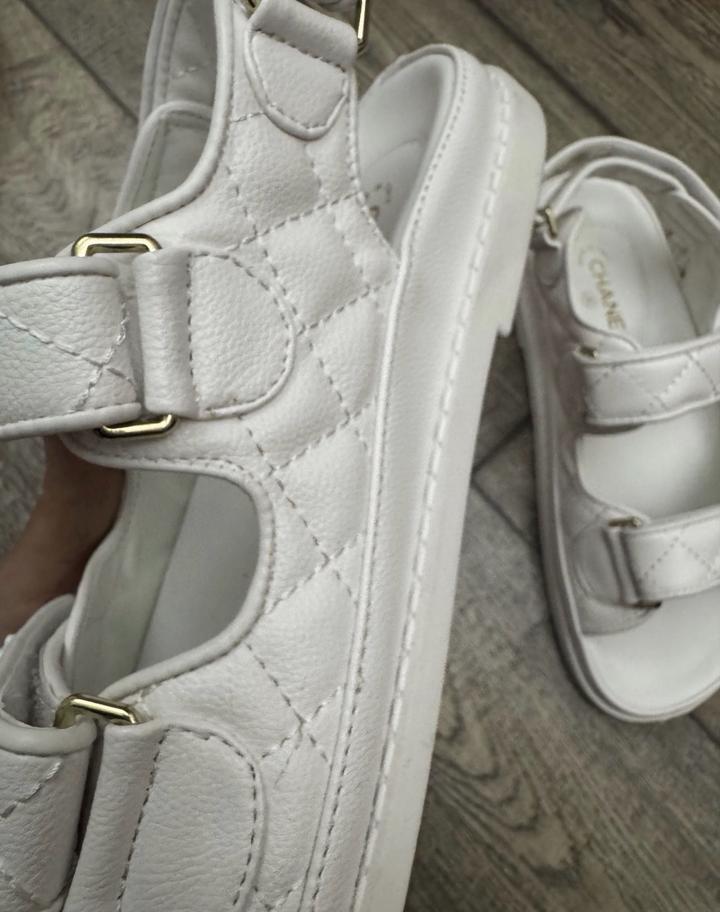 Сандалии chanel новые