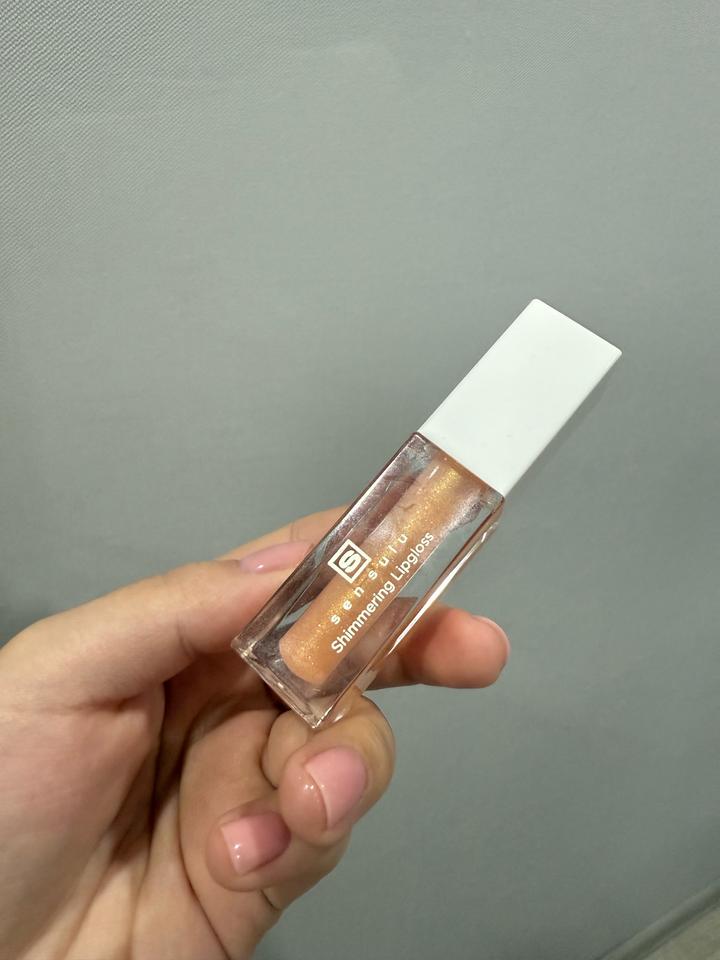 Sen sulu блеск для губ