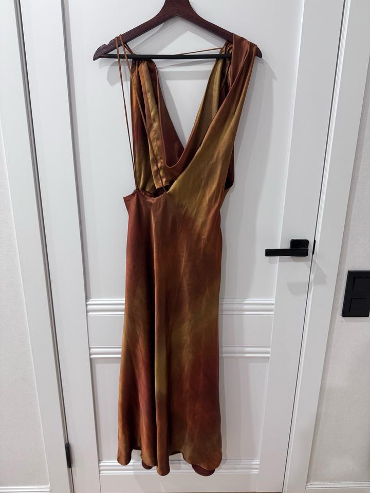 Новое платье Zara размер S