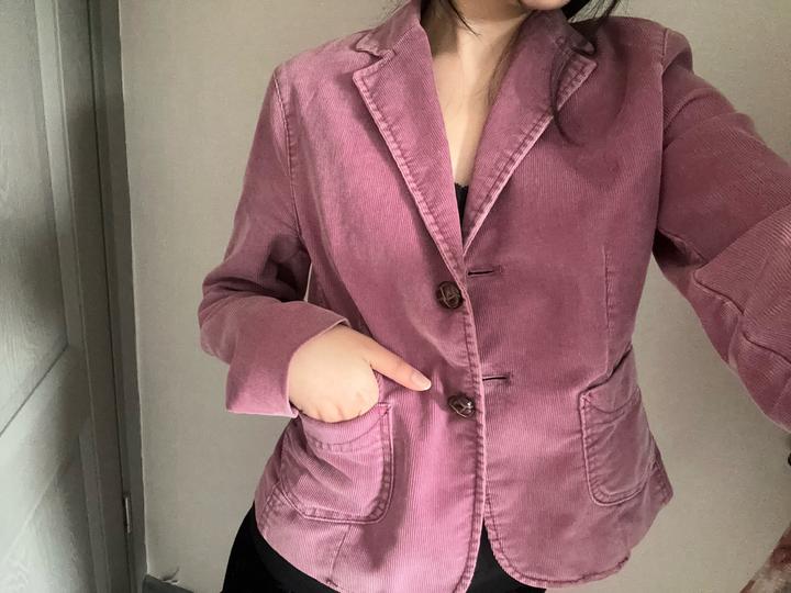 Розовый пиджак GAP