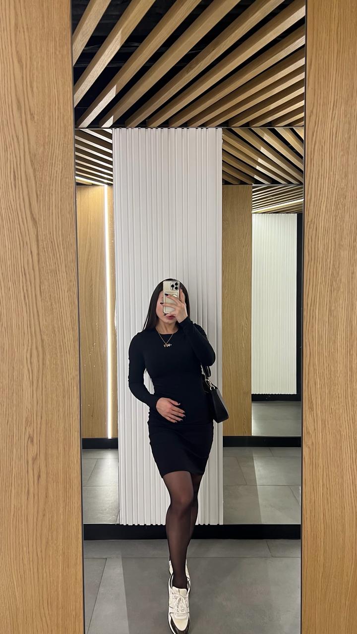 Черное платье мини Calvin Klein трикотаж, размер XS