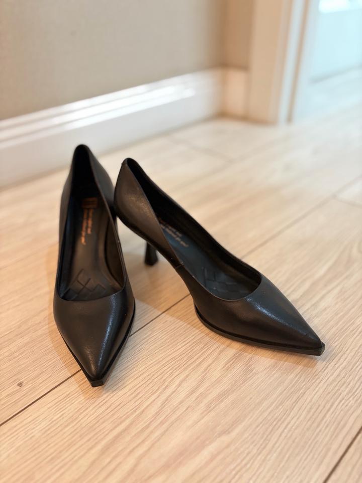 Черный туфли