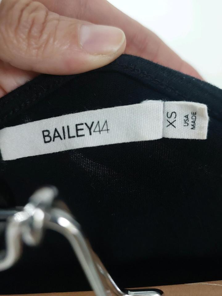 Юбка и футболка Bailey44