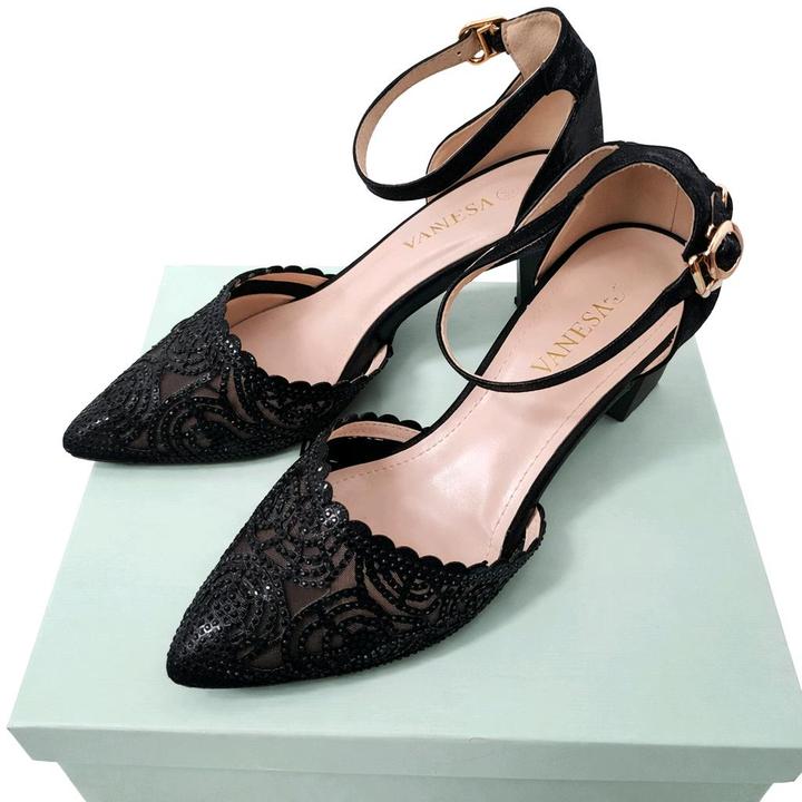 Чёрные туфли