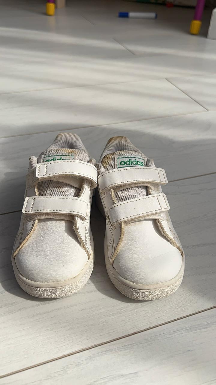 кроссовки Adidas