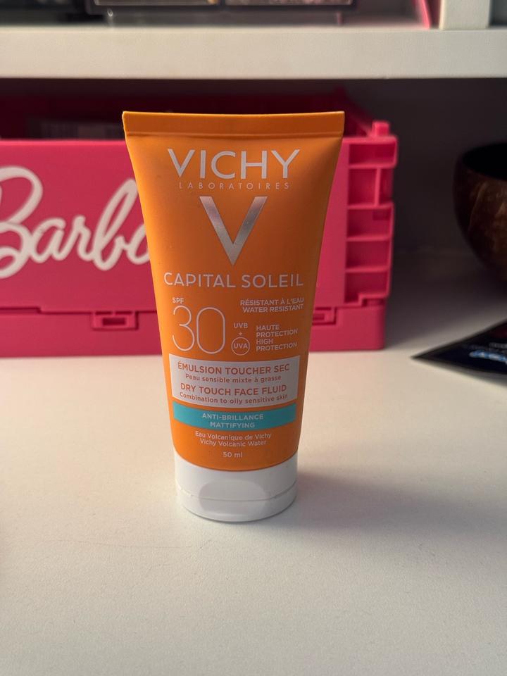Vichy Capital Soleil солнцезащитная матирующая эмульсия для лица, SPF 30