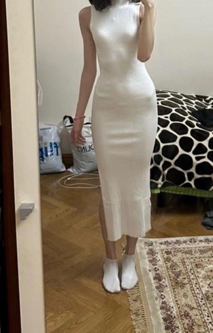 Платье белый манго