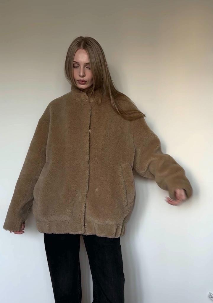 Плюшевый бомбер Zara