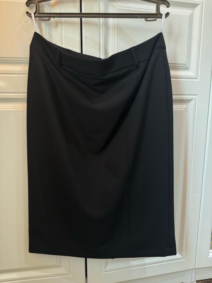 Двойка пиджак с юбкой