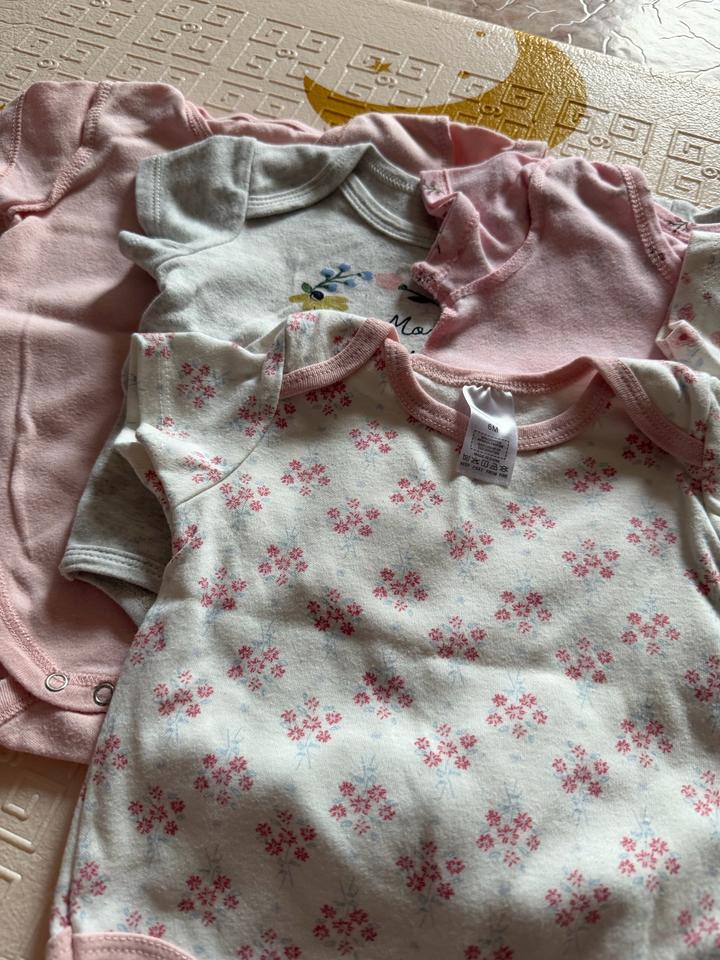 Бодики на девочку