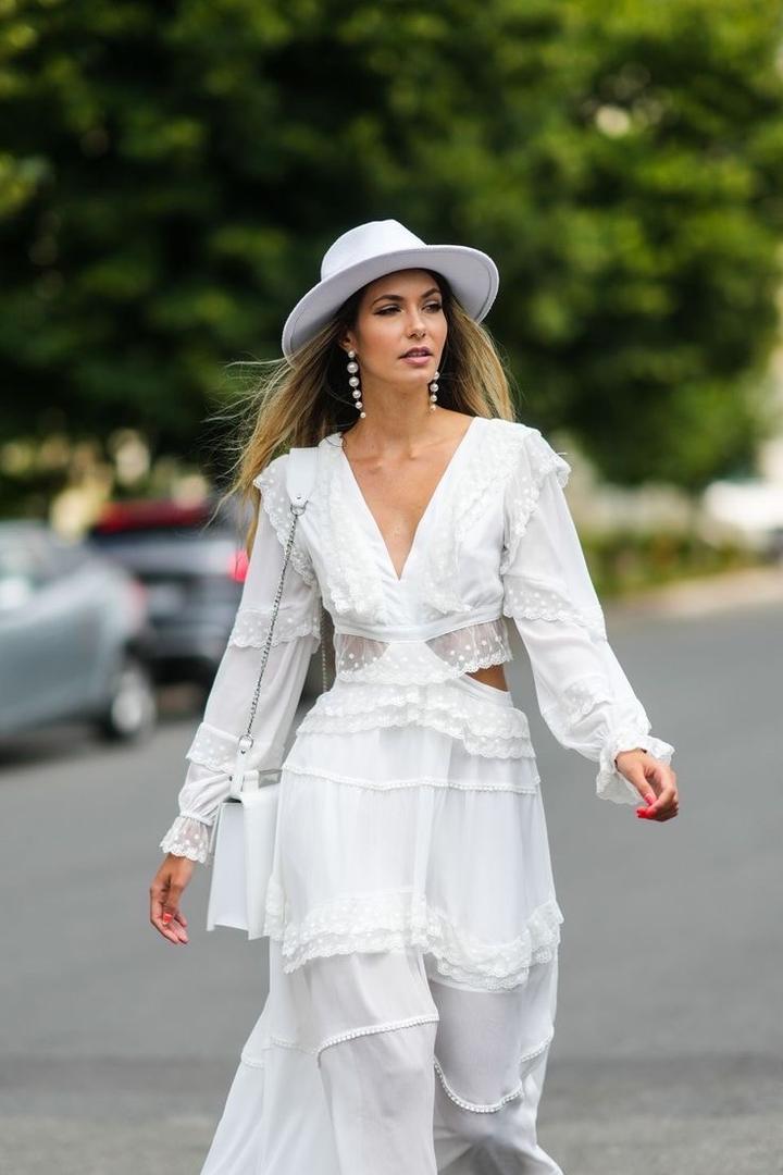 Невероятно красивое белое платье