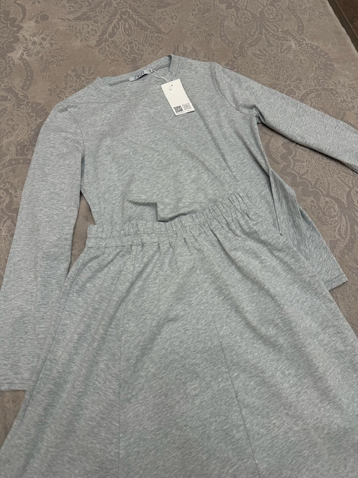 Двойка с юбкой цвет меланж