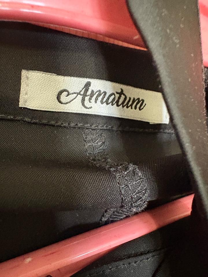 Атласовая юбка черная