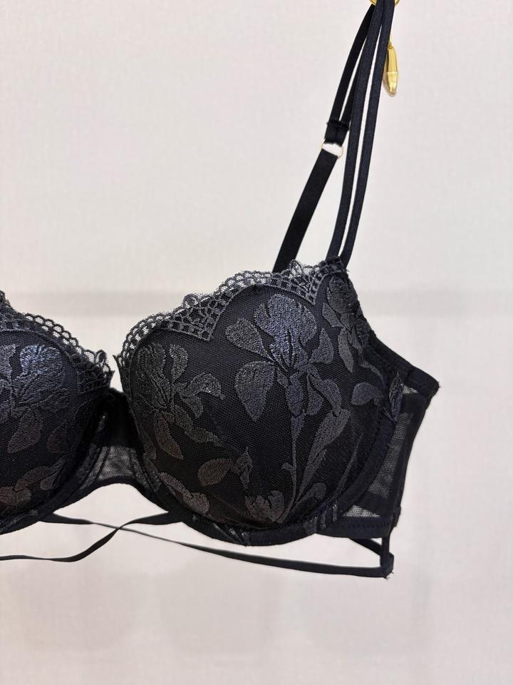 Бюстгальтер