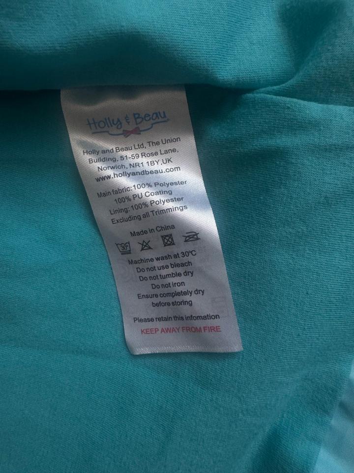 Куртка-дождевик